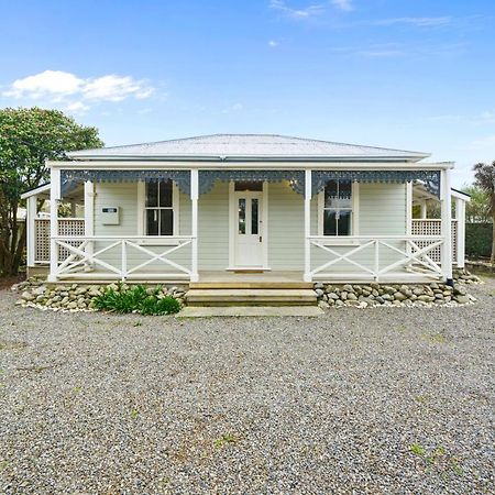 Pendreigh Cottage - Martinborough Holiday Home エクステリア 写真