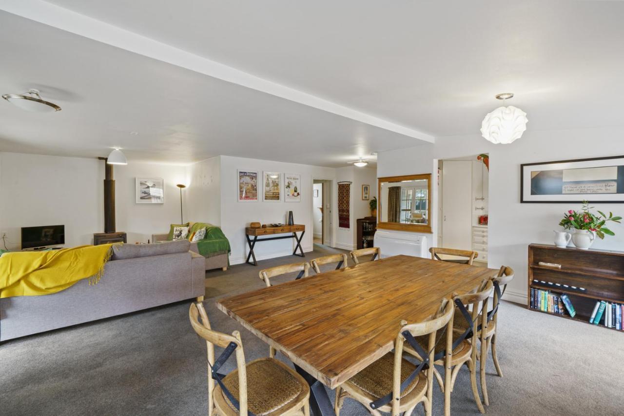 Pendreigh Cottage - Martinborough Holiday Home エクステリア 写真
